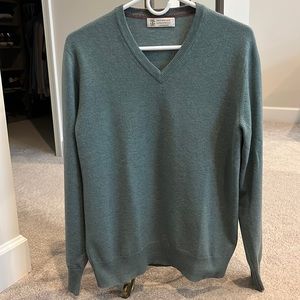Brunello, Cucinelli fine cashmere men’s sage, green V-neck sweater